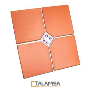 Loseta Extruida Pentagonal Terracota 30x30